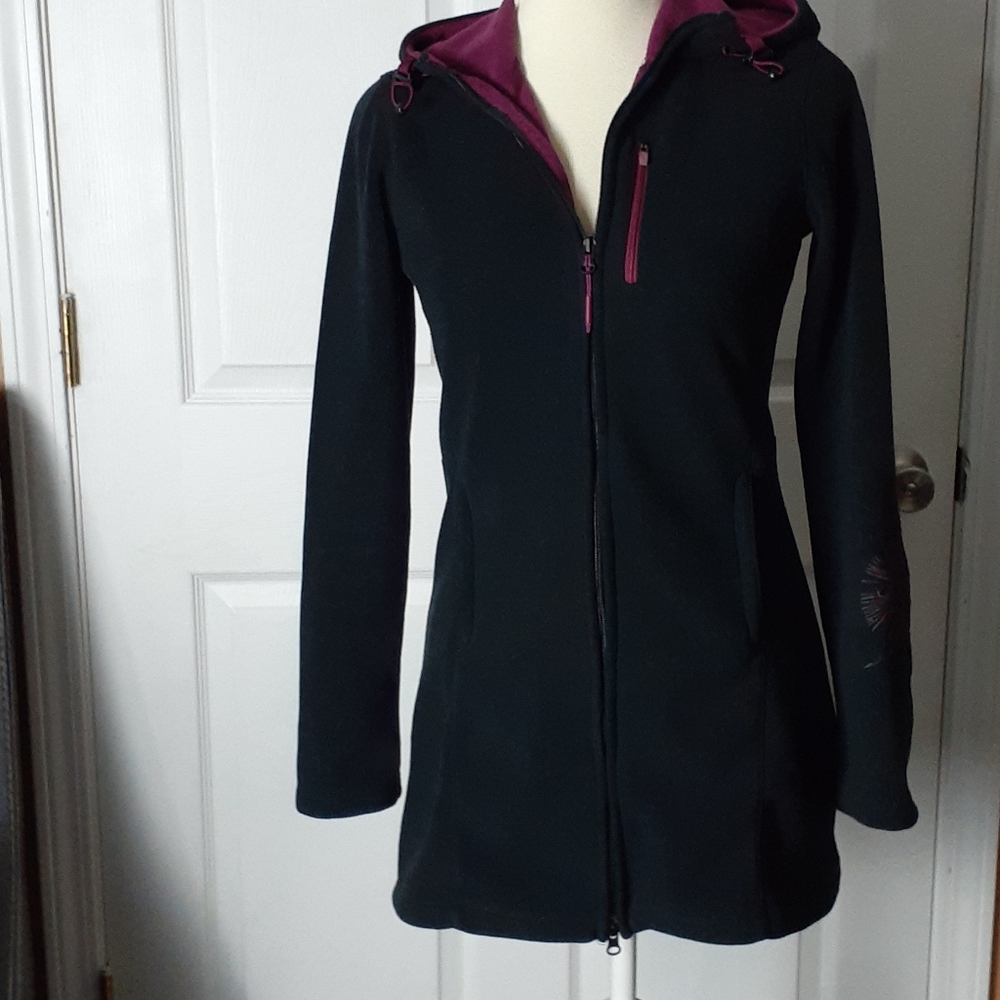 Athleta athletic jacket zip front embroidery Hood